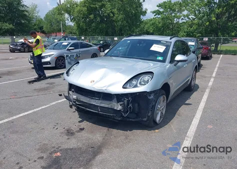 2017 Porsche Macan z USA, uszkodzony, nr VIN WP1AA2A52HLB08376